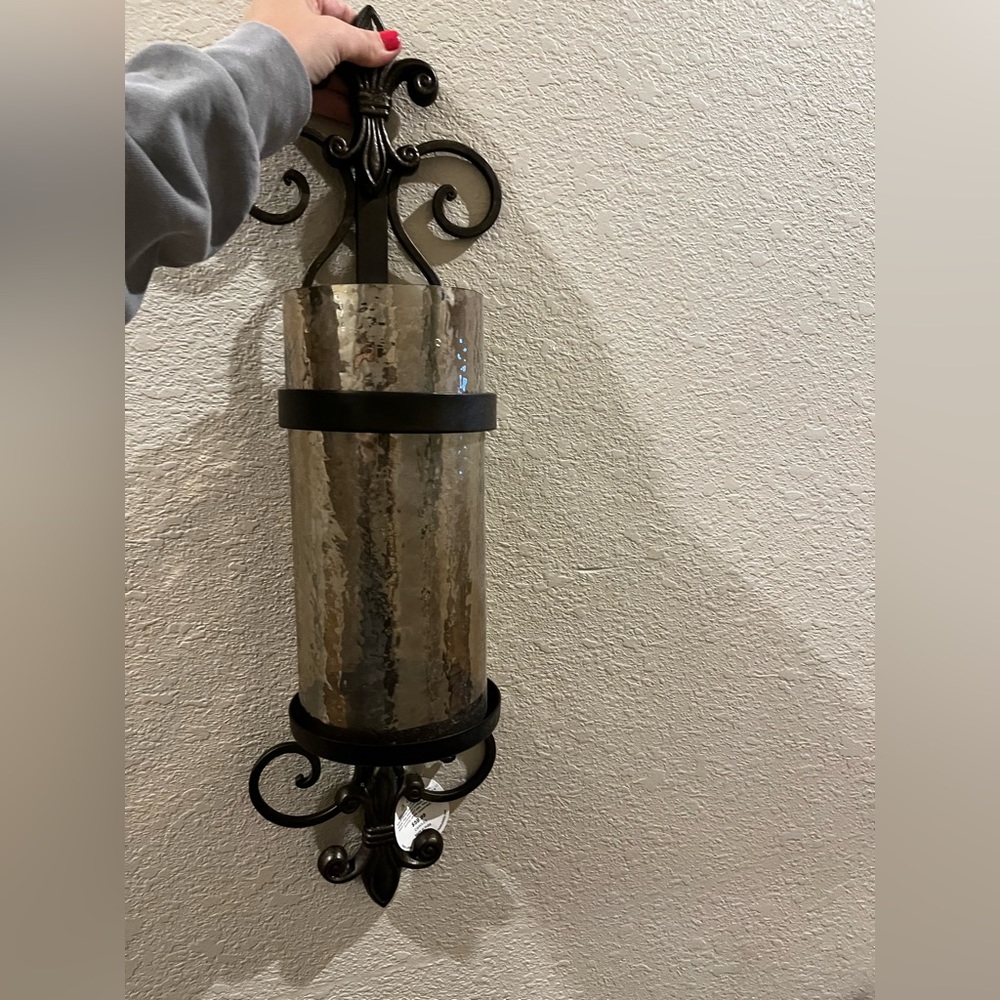 Wall sconce candle holder